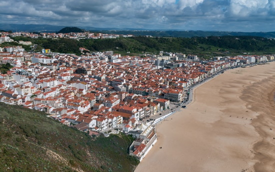 Nazaré, a Surpresa no Caminho entre Porto e Lisboa