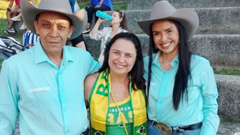 É no chão, é na viola, vai no pé, os Guardiões da Catira chegam a Braga